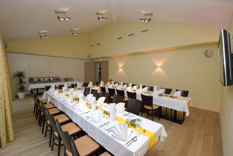 Restaurant Waldmeisterei เกรา ภายนอก รูปภาพ